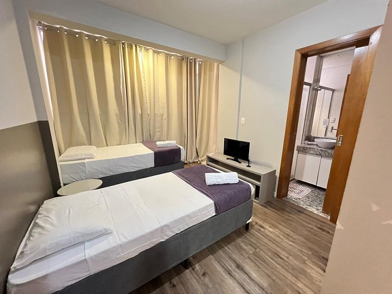 Apto 3 quartos c área privativa na Savassi