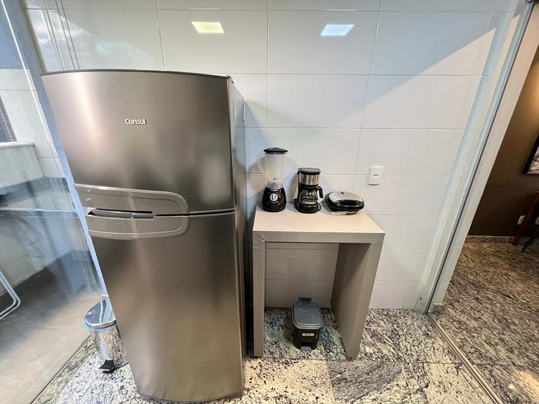 Apto 3 quartos c área privativa na Savassi