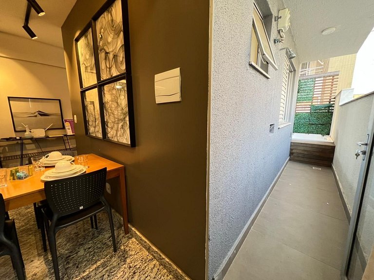 Apto 3 quartos c área privativa na Savassi